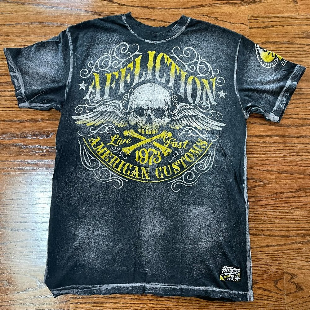 AFFLICTION Live Fast Men's T-shirt Size M Short Sleeve Gray Yellow Distressed
